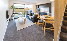 2 Bed, 2 Bath W Sofa Bed - Great Cafes Nearby